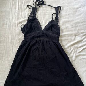 Double lined - Black Backless Dress